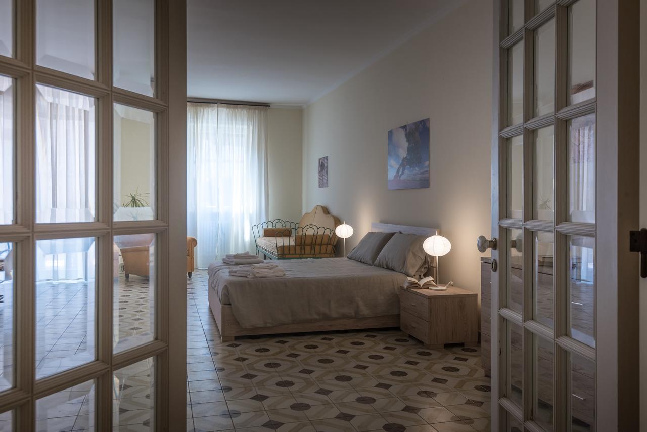 Suite Della Villa Lecce Exterior photo